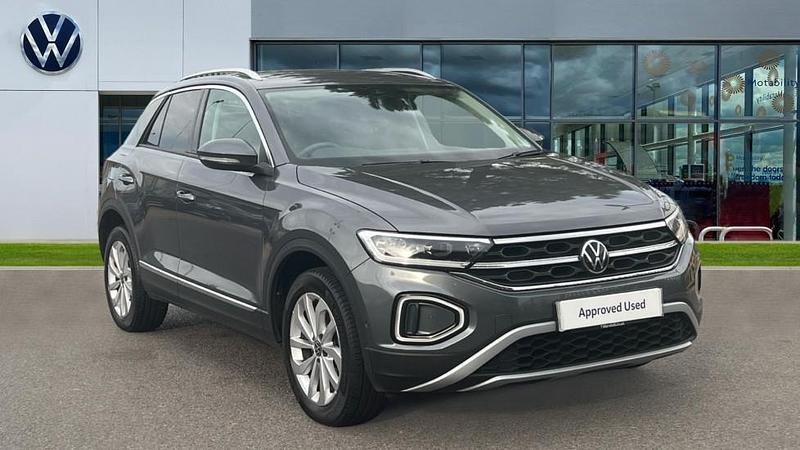 Indium grey metallic Used 2022 VW T-Roc Style SUV | £20,072 (Fair price) - Image 1/4
