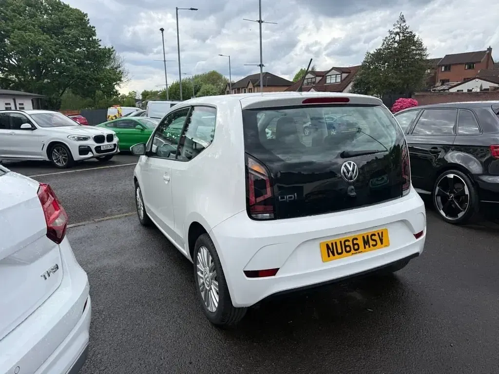Usado VW up! move up! 60 HP (44 kW) 2016 Branco Citadino