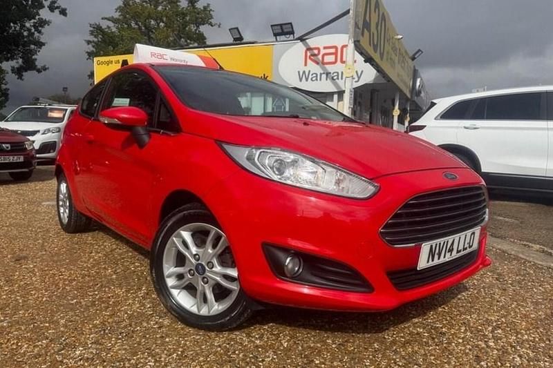 Red Used 2014 Ford Fiesta Zetec Hatchback | £5,699 (Good price) - Image 1/1