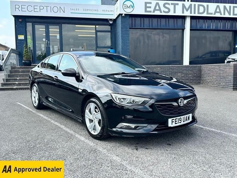 Black Used 2019 Vauxhall Insignia SRi Hatchback | £7,999 (Fair price) - Image 1/4