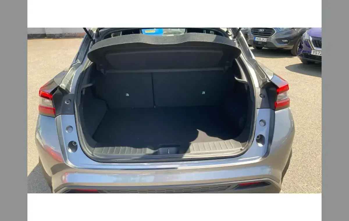 Used Nissan Juke Tekna 140 HP (102 kW) 2025 Grey SUV