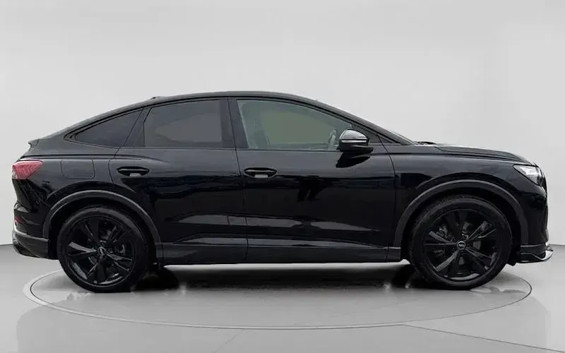 Used Audi Q4 Sportback e-tron S-Line 150 kW (204 HP) 2022 Black SUV