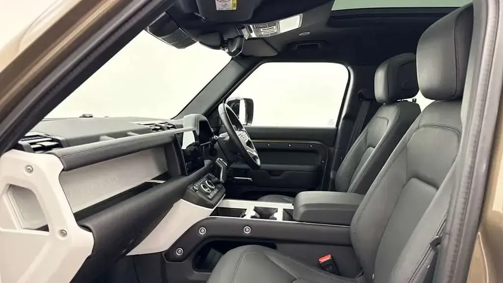 Used Land Rover Defender HSE Dynamic 2025 SUV