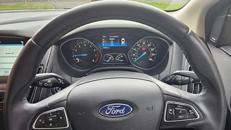 Used Ford Focus Titanium X 125 HP (91 kW) 2018 Silver Hatchback