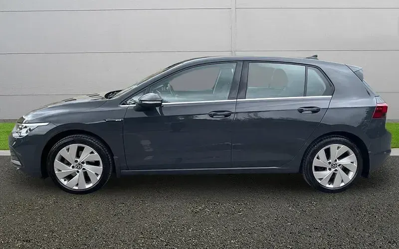 Used VW Golf VIII Style 150 HP (110 kW) 2023 Hatchback