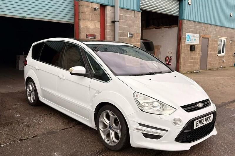 Used Ford S-MAX Titanium X 200 HP (147 kW) 2012 White MPV
