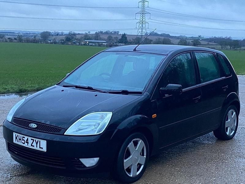 Used Ford Fiesta Zetec 79 HP (58 kW) 2005 Black Hatchback