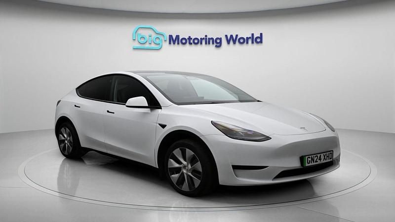 Used Tesla Model Y RWD 219 kW (299 HP) 2024 White SUV