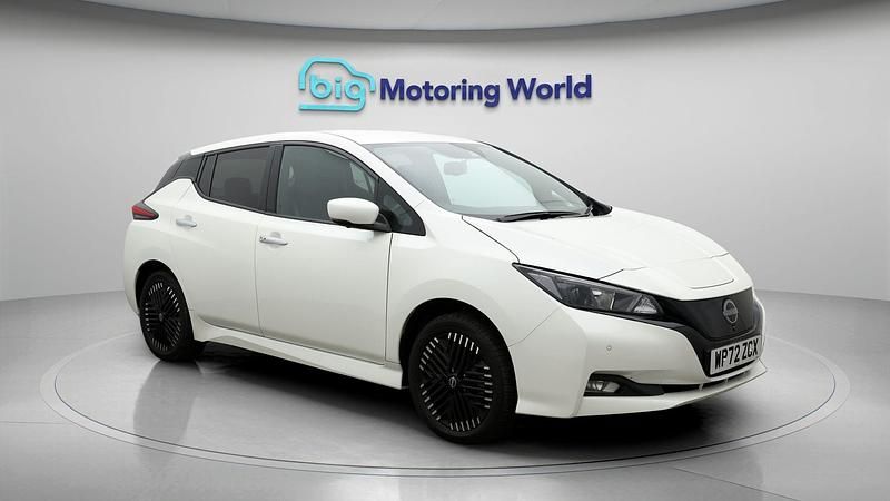 White Used 2023 Nissan Leaf N-Connecta Hatchback | £14,600 (Fair price) - Image 1/4