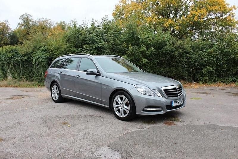 Silver Used 2011 Mercedes E220 Avantgarde Estate | £7,995 (Expensive) - Image 1/1