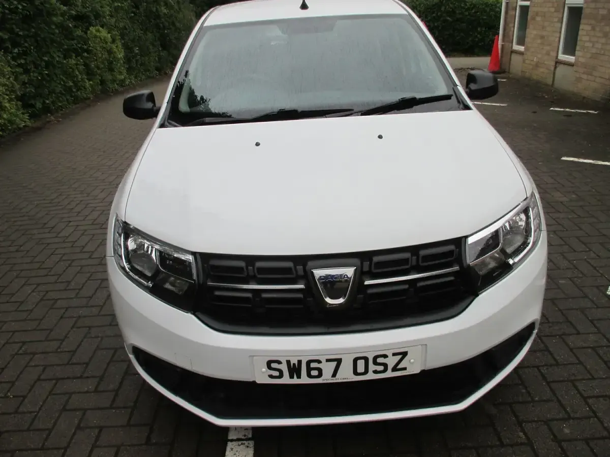 Used Dacia Sandero Ambiance 2018 White Hatchback