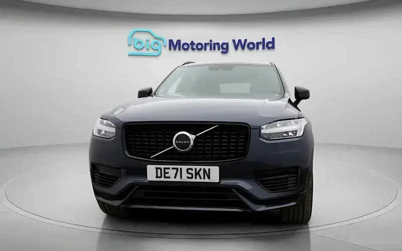 Usado Volvo XC90 R-Design 390 CV (286 kW) 2021 Azul SUV