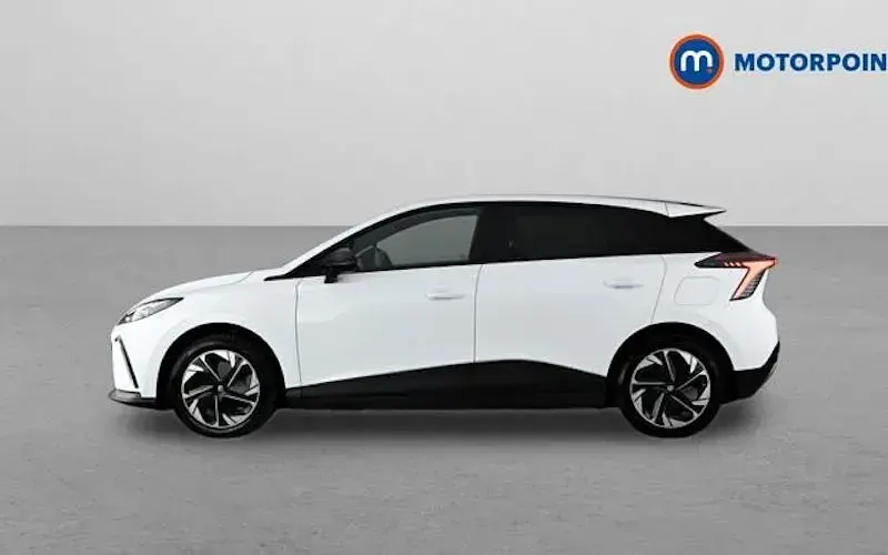 Używany MG MG4 EV Trophy 150 kW (204 KM) 2025 Hatchback