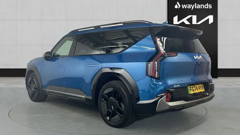 Used Kia EV9 GT-Line S 281 kW (383 HP) 2024 Blue SUV