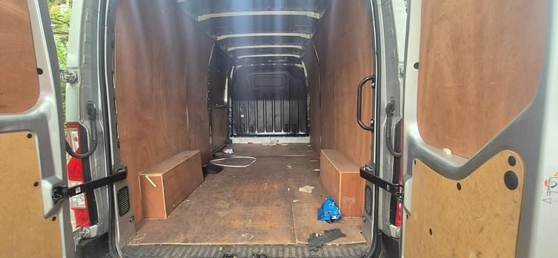 Second-hand Vauxhall Movano 135 CP (99 kW) 2020 Argintiu Monovolum