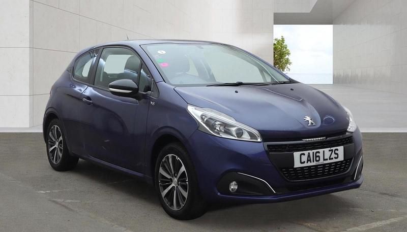 Used Peugeot 208 2016 Blue Hatchback