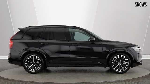 New Volvo XC90 Plus 250 HP (183 kW) 2025 Onyx black SUV