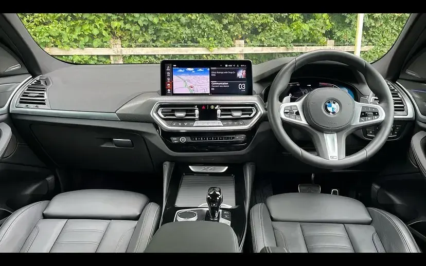 Used BMW X4 M Sport 190 HP (139 kW) 2025 Black sapphire metallic paint SUV