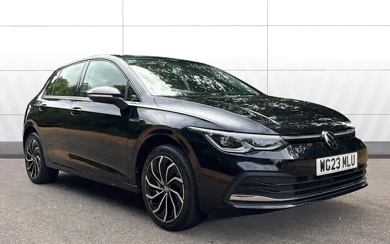 Used VW Golf VIII Style 131 HP (96 kW) 2023 Hatchback