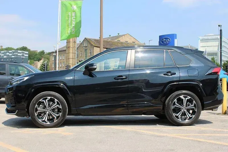 Used Suzuki Across 302 HP (222 kW) 2025 Black SUV
