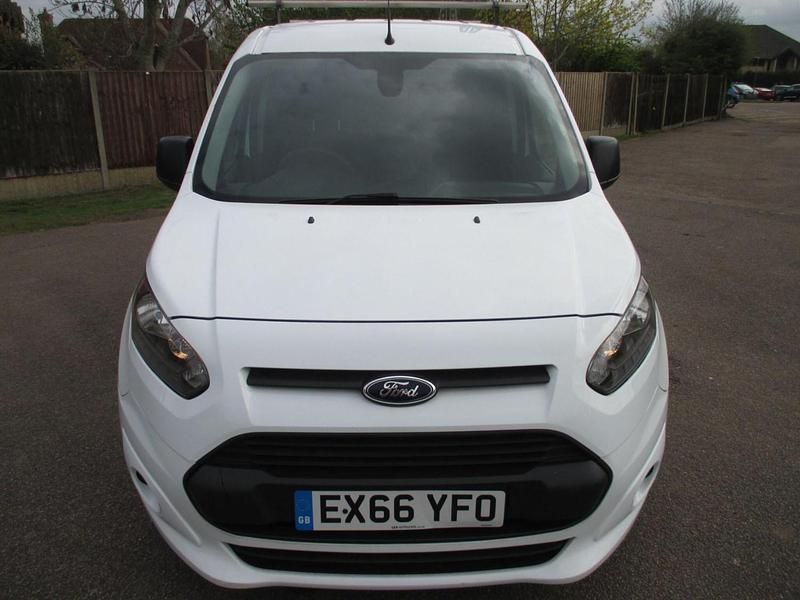 Used Ford Transit Connect Trend 100 HP (73 kW) 2016 White MPV