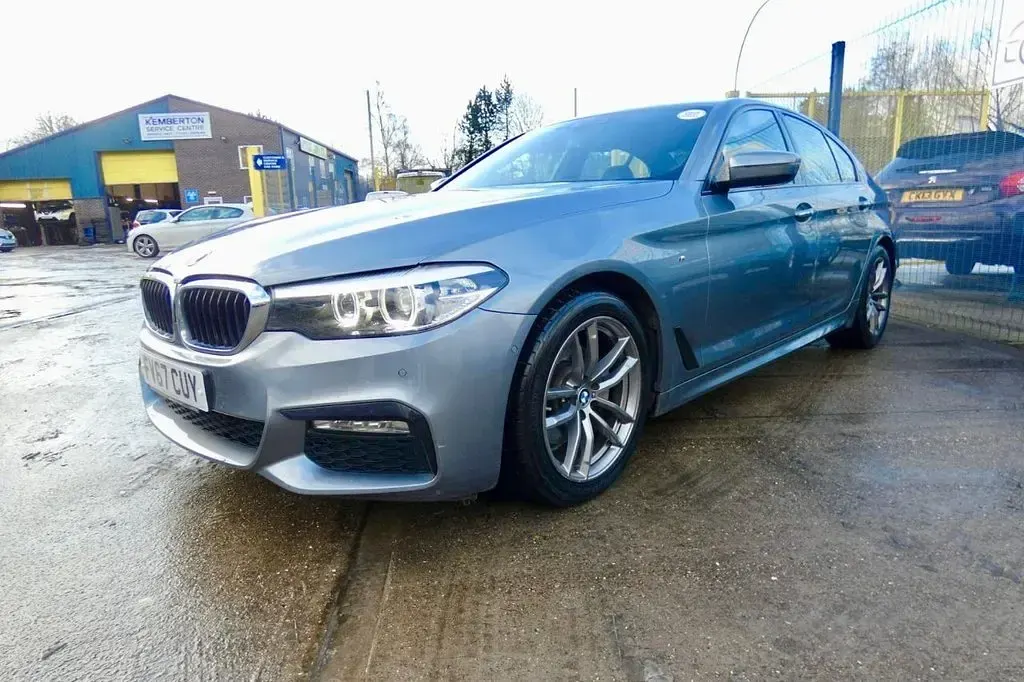 Used BMW 520 M Sport 190 HP (139 kW) 2017 Blue Sedan