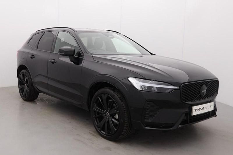Usado Volvo XC60 Plus 247 HP (181 kW) 2025 Preto SUV