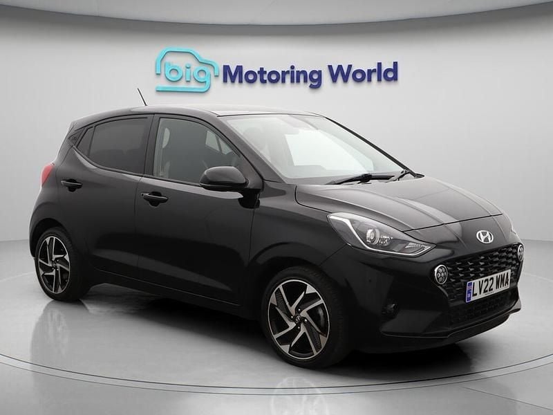 Black Used 2022 Hyundai i10 Premium Hatchback | £14,000 (Fair price) - Image 1/4