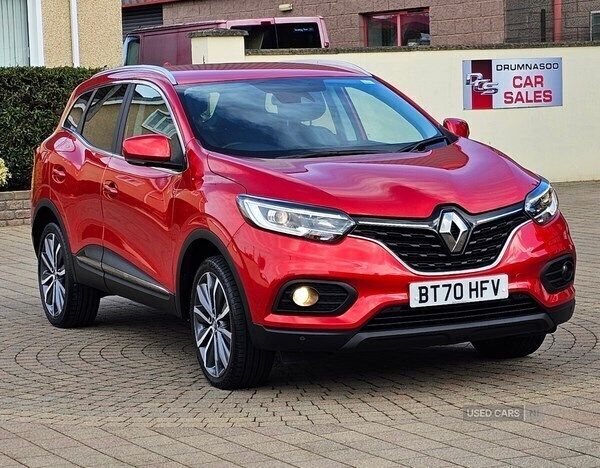 Red Used 2020 Renault Kadjar Iconic SUV | £10,995 (Fair price) - Image 1/4