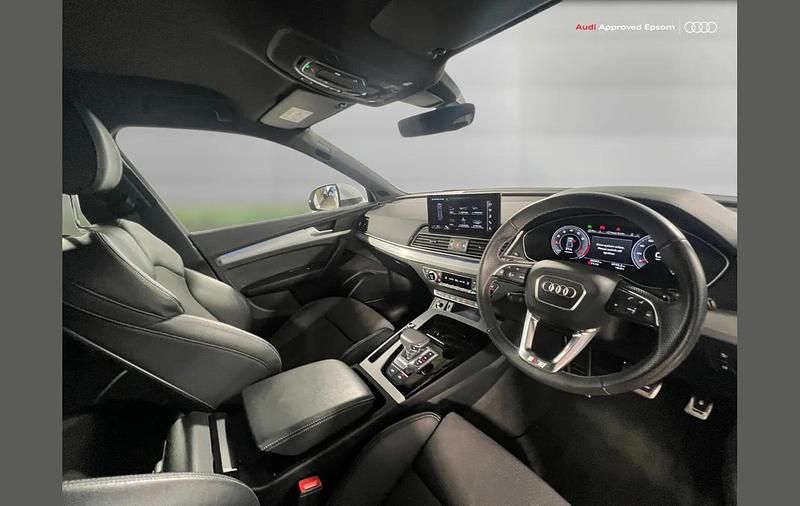 Used Audi Q5 Sportback S-Line 261 HP (191 kW) 2022 White SUV