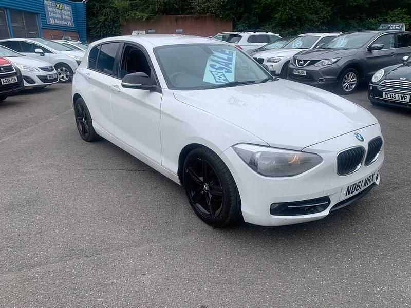White Used 2011 BMW 116 Sport Line Hatchback | £2,495 (Super price) - Image 1/4