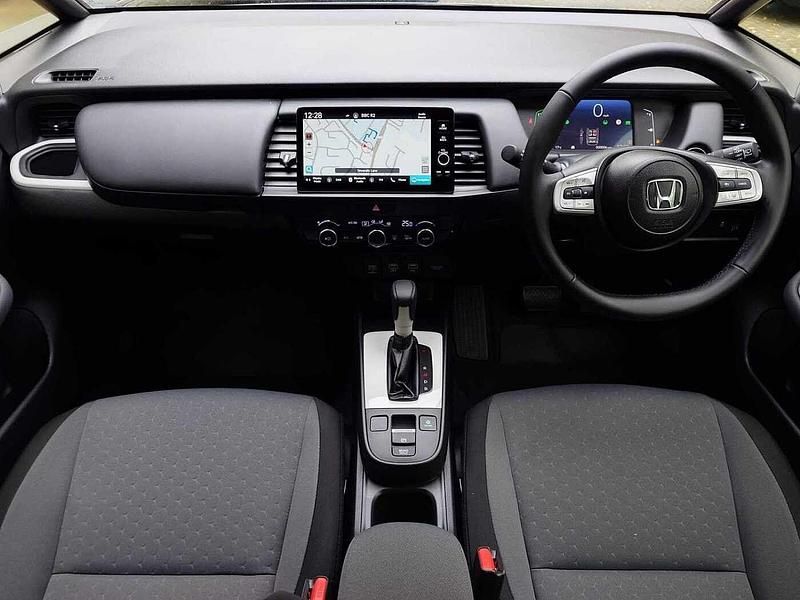 New Honda Jazz Elegance 122 HP (89 kW) 2025 Sunlight white pearl Hatchback