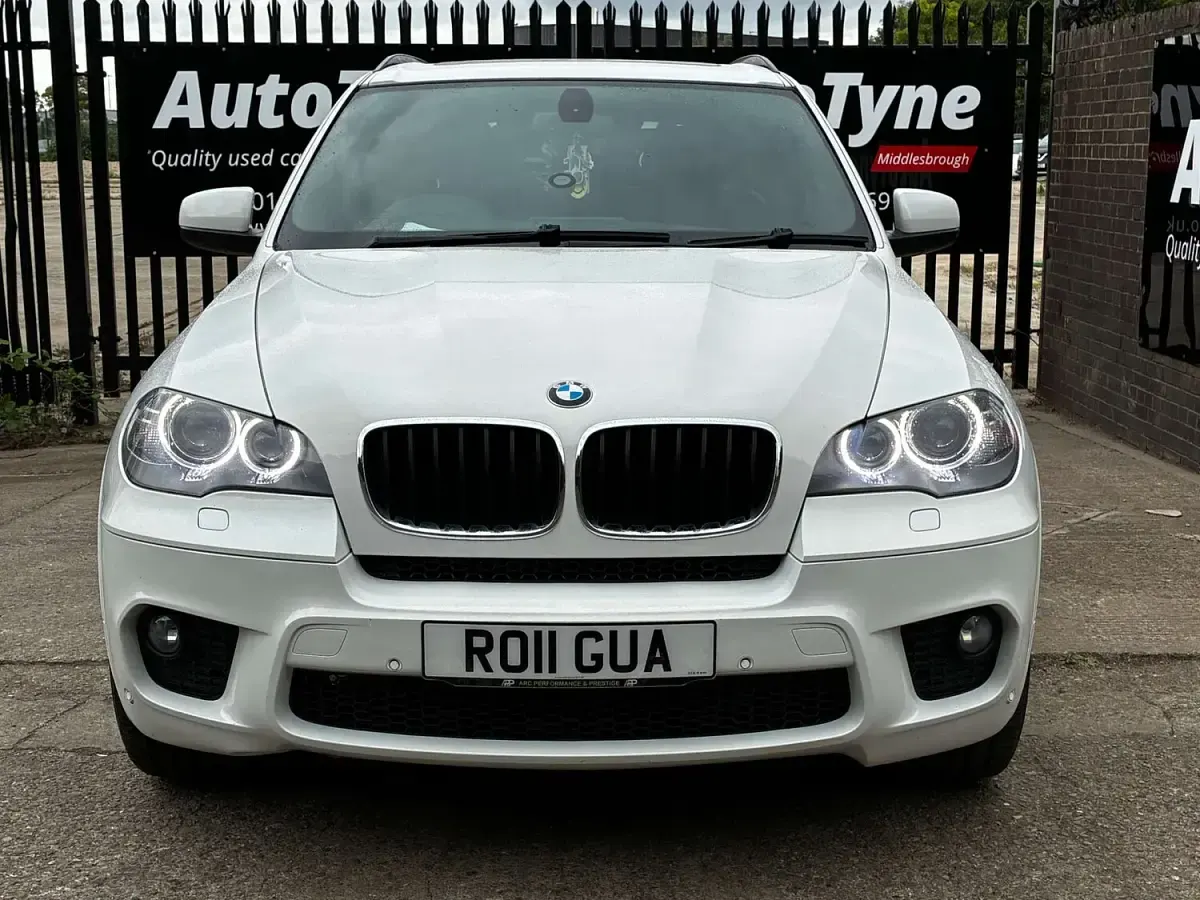 Used BMW X5 M Sport 2011 White SUV