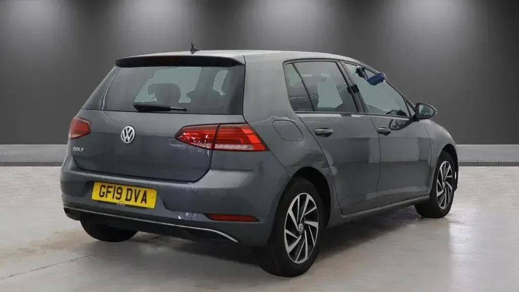 Used VW Golf VII Match 115 HP (84 kW) 2019 Grey Hatchback