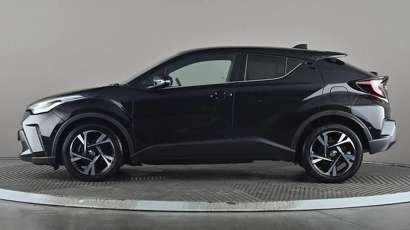 Used Toyota C-HR Design 122 HP (89 kW) 2022 Black SUV