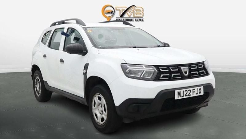 White Used 2022 Dacia Duster Essentiel Hatchback | £7,995 (Good price) - Image 1/3