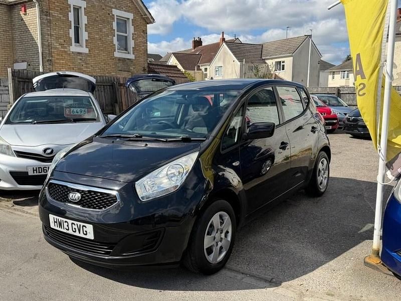 Second-hand Kia Venga 89 CP (65 kW) 2013 Negru Hatchback
