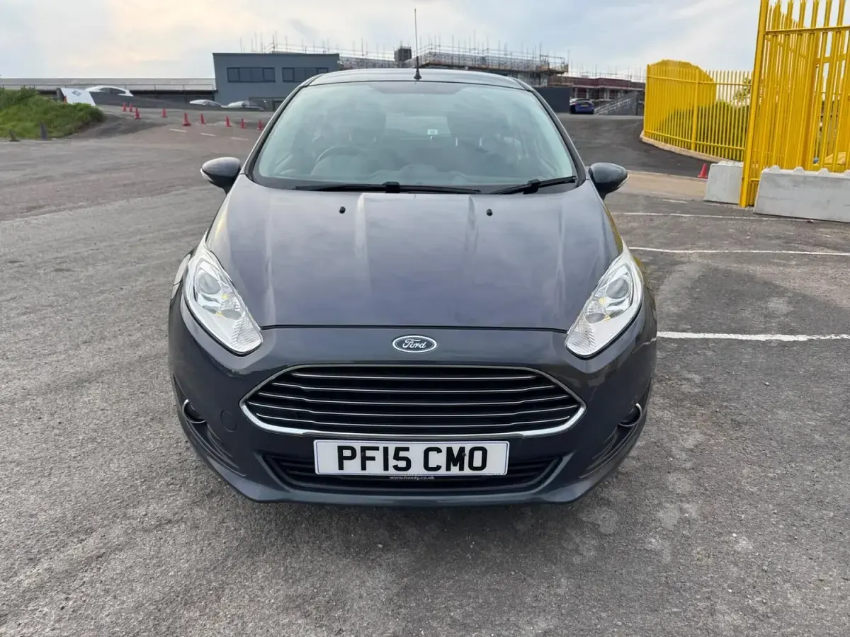Used Ford Fiesta Zetec 2015 Grey Hatchback