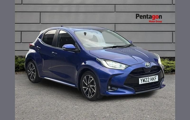 Blue Used 2022 Toyota Yaris Hybrid Design Hatchback | £14,795 (Super price) - Image 1/4