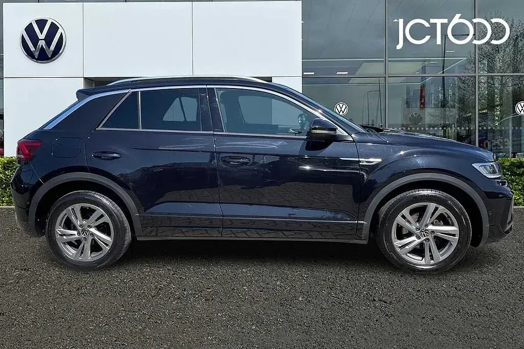 Used VW T-Roc R-line 150 HP (110 kW) 2022 Black SUV