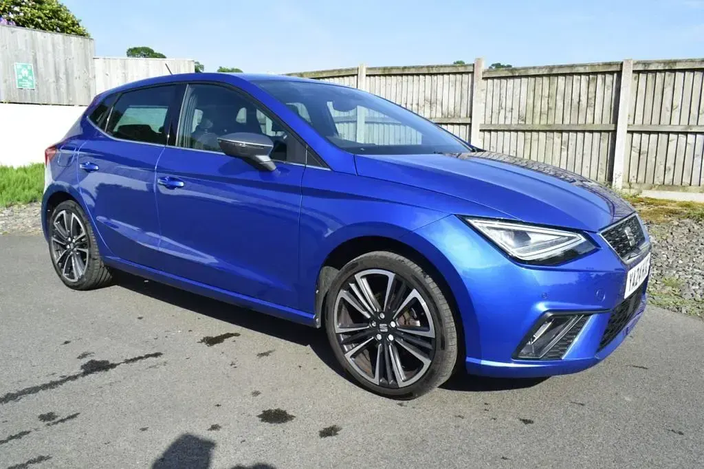 Used Seat Ibiza XCELLENCE Lux 115 HP (84 kW) 2024 Blue Hatchback