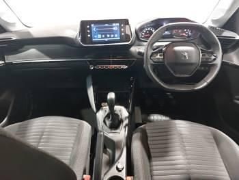 Used Peugeot 208 Active Premium 75 HP (55 kW) 2021 Yellow Hatchback