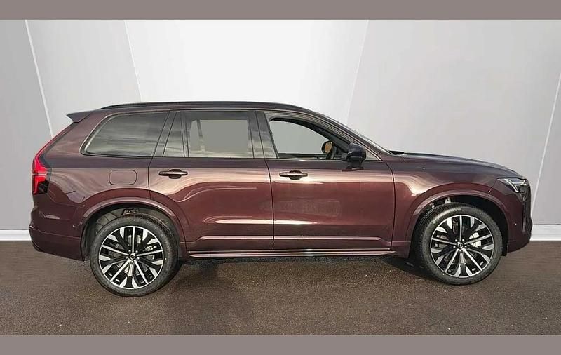New Volvo XC90 Plus 247 HP (181 kW) 2025 Red SUV