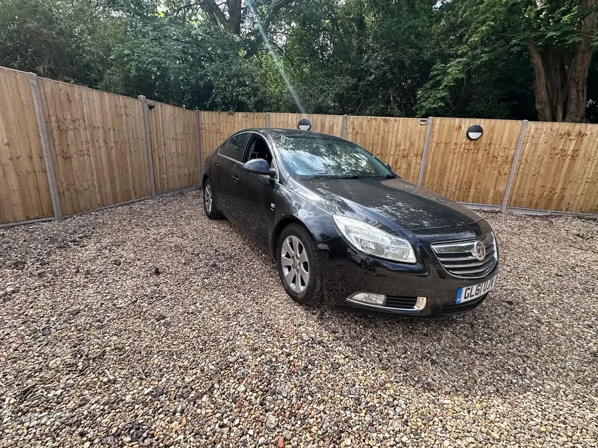 Used Vauxhall Insignia SRi 2012 Black Hatchback