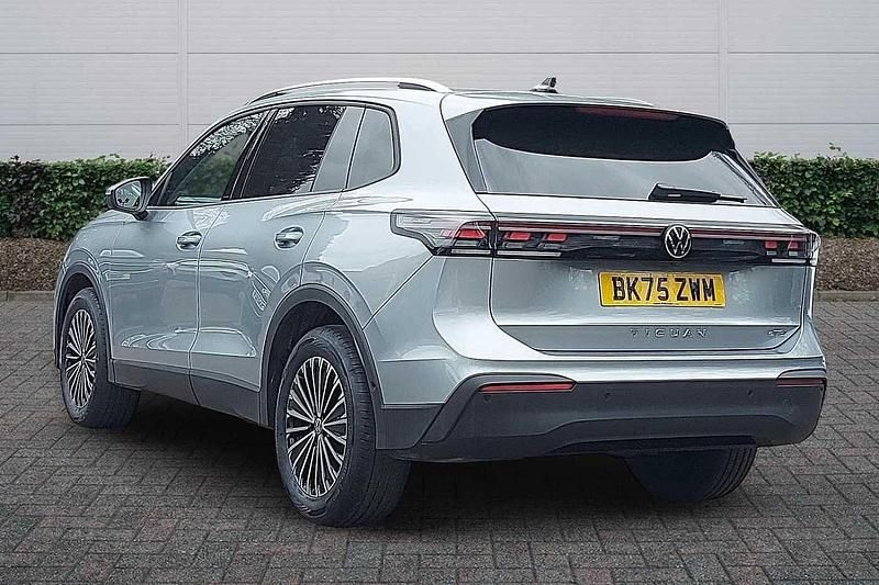 New VW Tiguan Match 150 HP (110 kW) 2025 Silver SUV