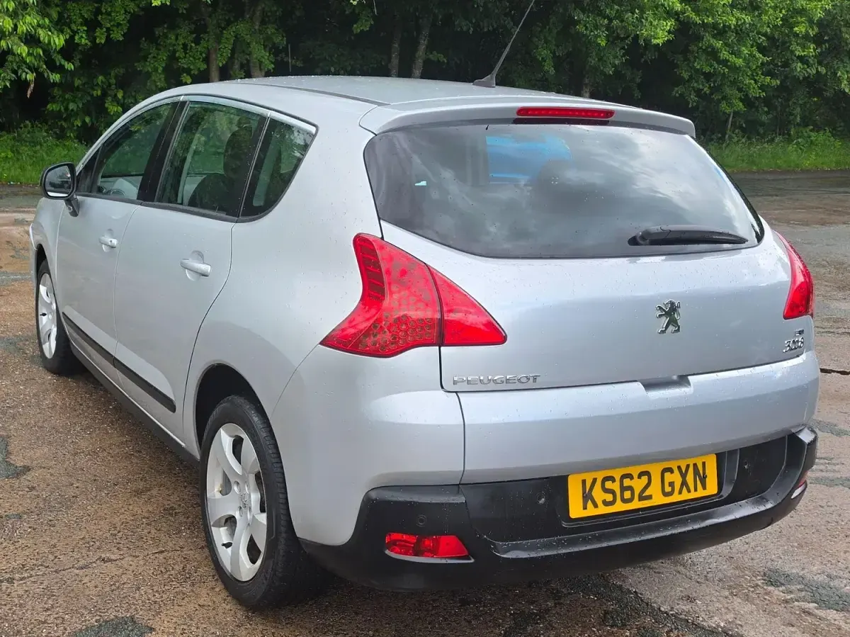 Used Peugeot 3008 Active 2013 Silver Estate