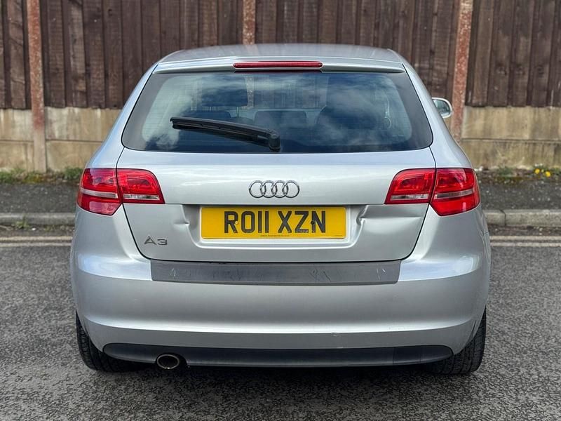 Used Audi A3 102 HP (75 kW) 2011 Silver Hatchback