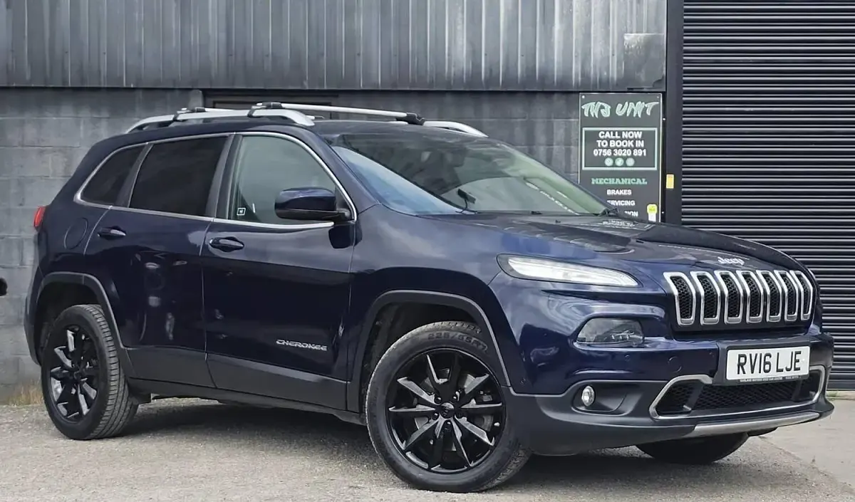 Used Jeep Cherokee Limited 197 HP (144 kW) 2016 Blue SUV