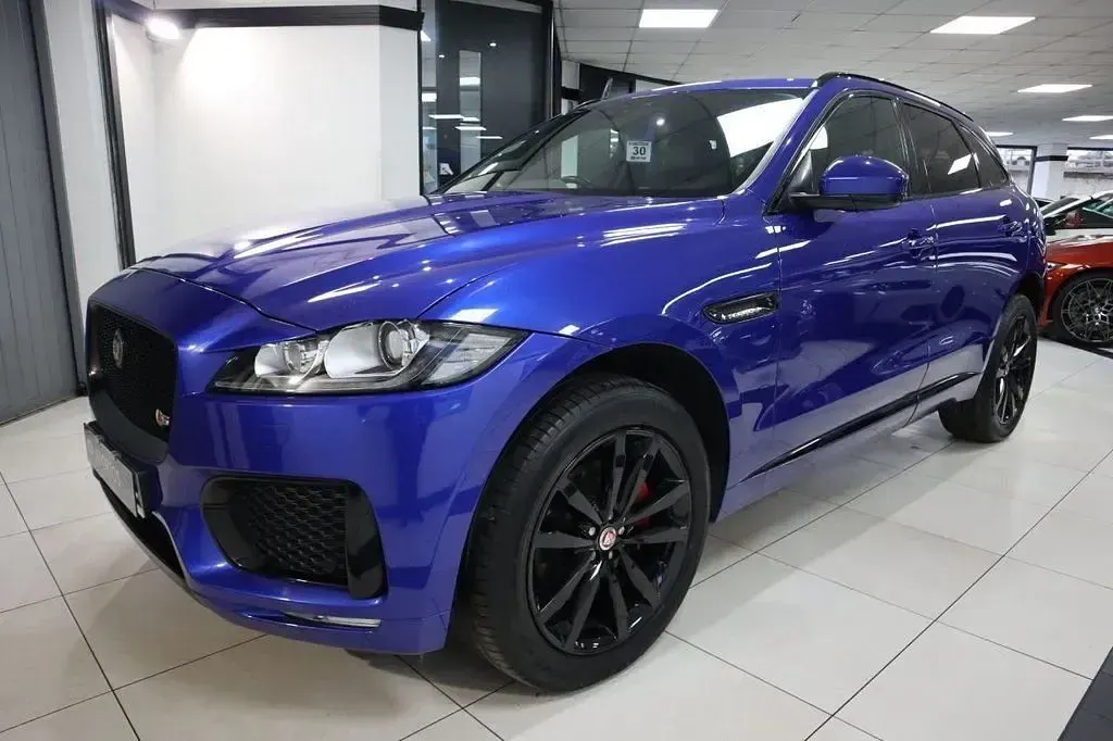 Used Jaguar F-Pace S 300 HP (220 kW) 2019 Blue SUV