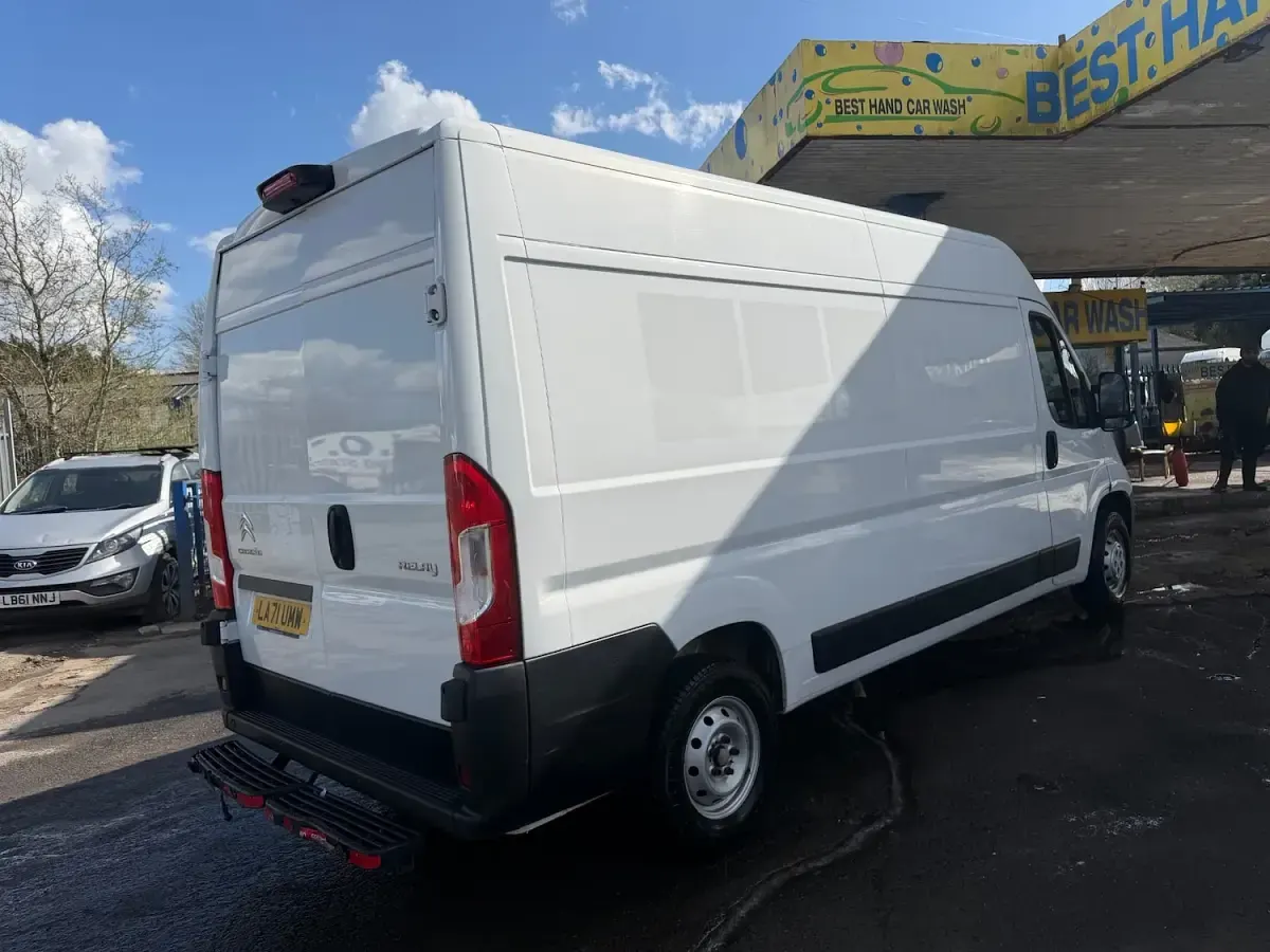 Used Citroën Relay 140 HP (102 kW) 2022 White Van